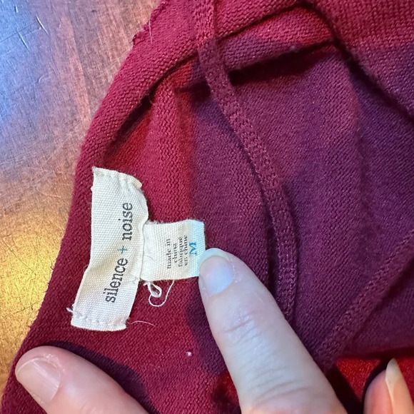URBAN OUTFITTERS Silence & Noise Lace Up Maroon Sweater - medium - Picture 5 of 5